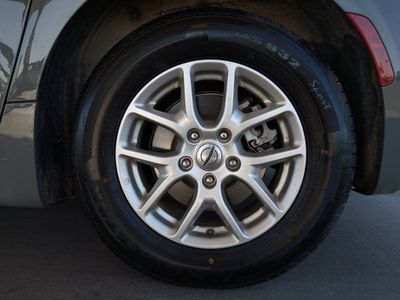 2023 Chrysler Pacifica — photo 10 view