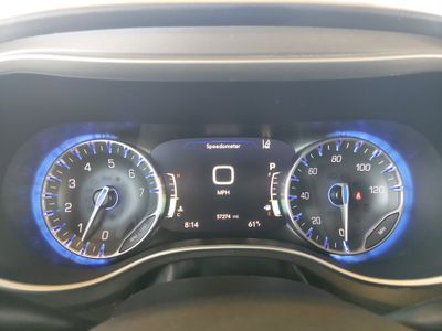 2023 Chrysler Pacifica — photo 14 view