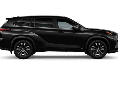 2026 Toyota Highlander Hybrid — photo 12 view