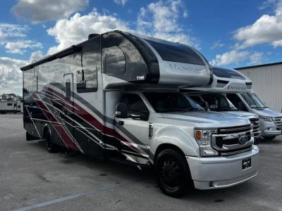 2024 Thor Motor Coach MAGNITUDE - Photo 1