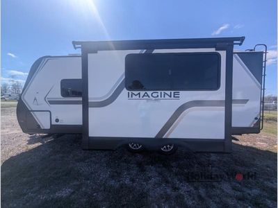 2025 Grand Design Imagine - Photo 4