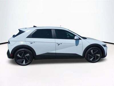 2026 Hyundai IONIQ 5 - Photo 4