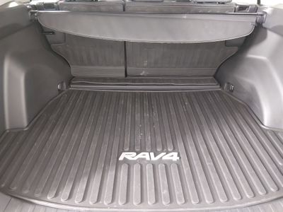 2023 Toyota RAV4 - Photo 11