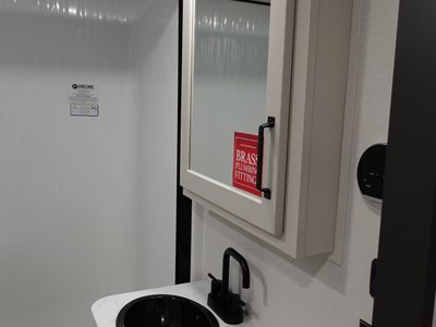 2026 Grand Design Momentum G-Class — photo 15 view