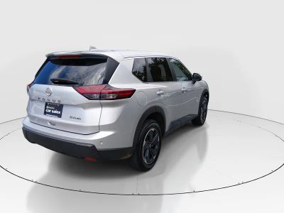 2024 Nissan Rogue — photo 7 view