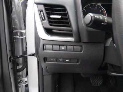 2024 Nissan Rogue — photo 13 view