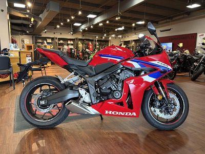 2026 Honda CBR650R E-Clutch - Photo 1