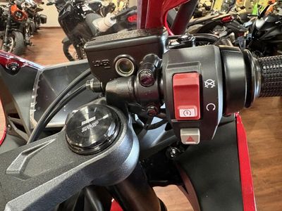 2026 Honda CBR650R E-Clutch - Photo 21
