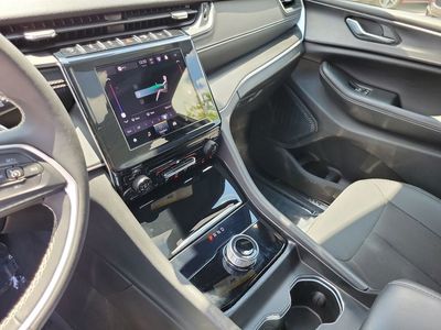 2024 Jeep Grand Cherokee - Photo 23