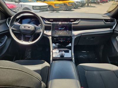 2024 Jeep Grand Cherokee - Photo 12