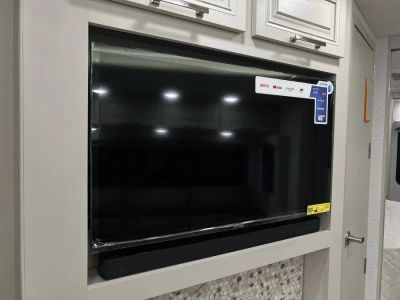 2026 Entegra ACCOLADE XL — photo 17 view