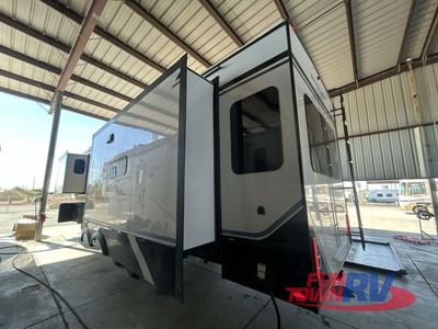 2026 Keystone RV Alpine — photo 9 view