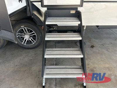 2026 Keystone RV Alpine — photo 7 view