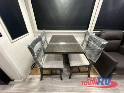 2026 Keystone RV Alpine — photo 16 view
