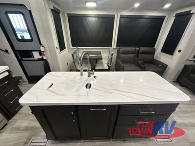 2026 Keystone RV Alpine — photo 14 view