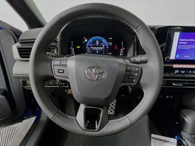 2026 Toyota Camry - Photo 15