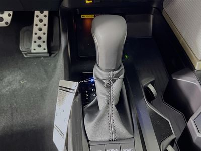 2026 Toyota Camry - Photo 21