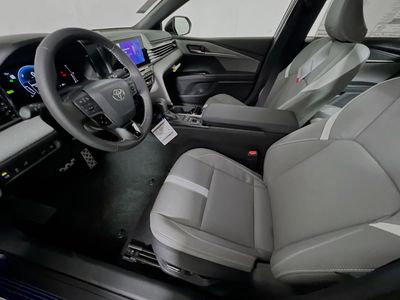 2026 Toyota Camry - Photo 12