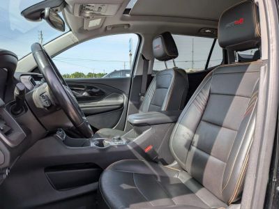 2022 GMC Terrain - Photo 12