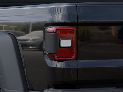 2026 Jeep Gladiator — photo 9 view