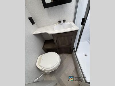 2022 Forest River Wildwood — photo 19 view
