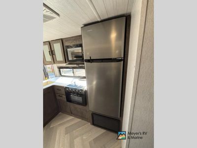2022 Forest River Wildwood — photo 9 view