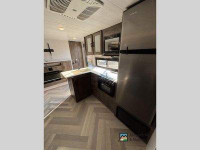 2022 Forest River Wildwood — photo 8 view