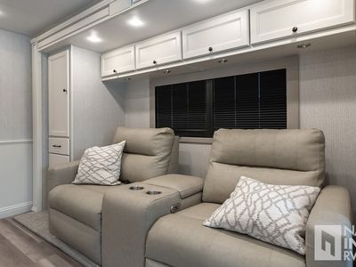 2026 Tiffin Motorhomes Byway - Photo 10