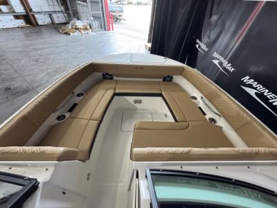 2025 Sea Ray SDX 270 - Photo 24
