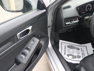 2025 Honda Civic Sedan - Photo 13