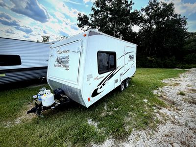 2012 Coachmen Freedom Express LTZ — side profile view