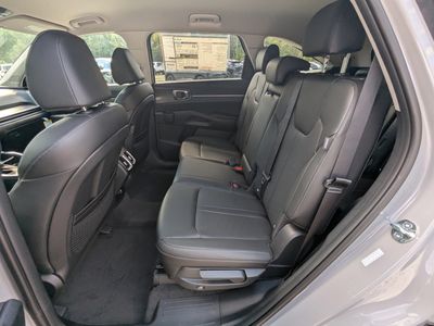 2026 Kia Sorento - Photo 17