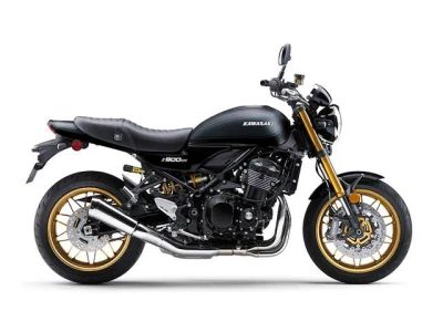 2025 Kawasaki Z900RS SE ABS — front three-quarter view