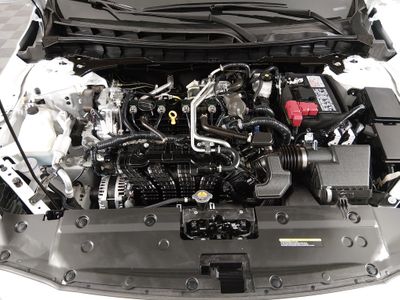 2025 Nissan Altima — photo 9 view