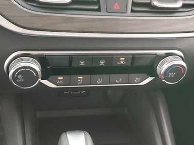 2025 Nissan Altima — photo 18 view