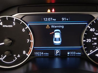 2025 Nissan Altima — photo 14 view