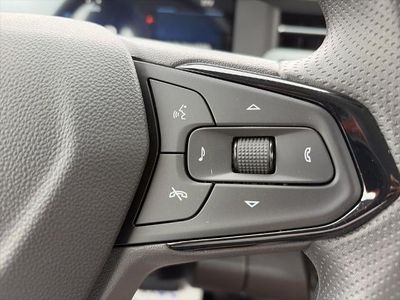 2027 Chevrolet Bolt - Photo 9