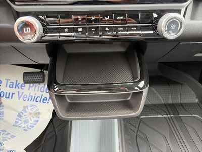 2027 Chevrolet Bolt - Photo 13