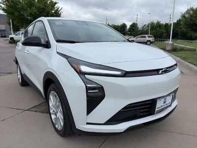 2027 Chevrolet Bolt - Photo 2
