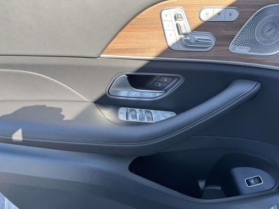 2026 Mercedes-Benz GLE — photo 17 view
