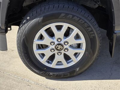 2024 Toyota Tacoma - Photo 7