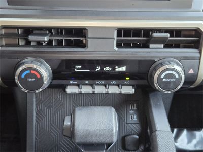 2024 Toyota Tacoma - Photo 13