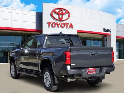 2024 Toyota Tacoma - Photo 3