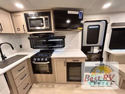 2026 Forest River RV Rockwood Ultra Lite - Photo 32