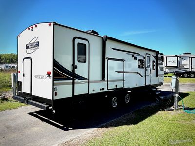 2023 Coachmen Northern Spirit Ultra Lite - Photo 2