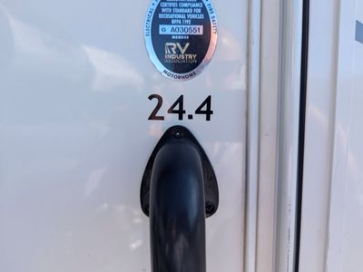 2023 Thor Motor Coach Axis — photo 11 view