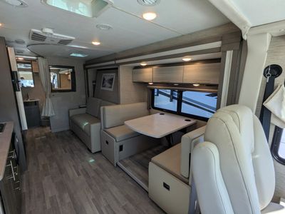 2023 Thor Motor Coach Axis — photo 12 view