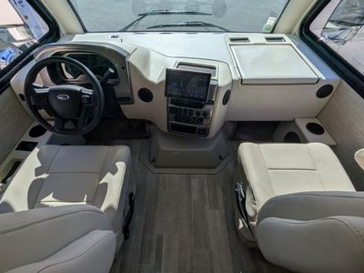 2023 Thor Motor Coach Axis — photo 29 view