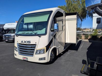 2023 Thor Motor Coach Axis — photo 20 view
