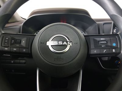 2023 Nissan Rogue — photo 12 view